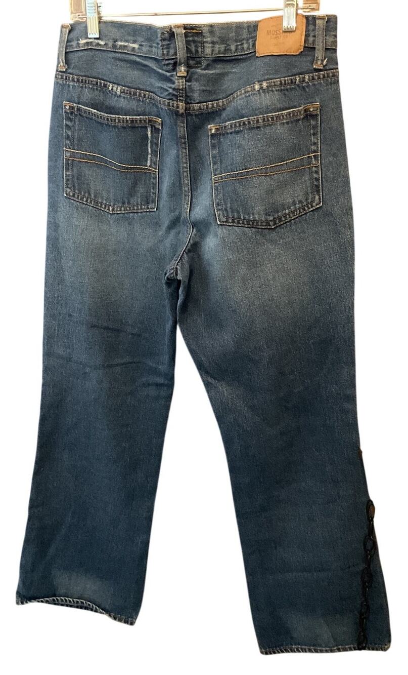 Mossimo Supply Co Jeans Mens Tag 32x32 Actual 34 x 32 Distressed Denim Boot Cut